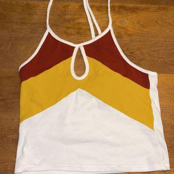 Crop top - Picture 1 of 1
